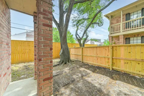 2255 Braeswood Park #183