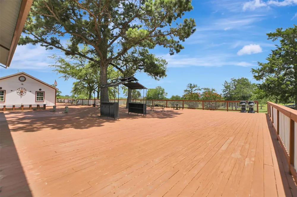849 County Road 331a Milano, TX 76556