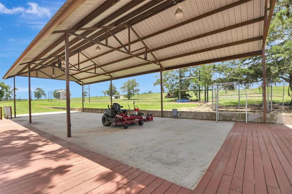849 County Road 331a Milano, TX 76556