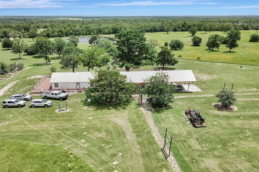 849 County Road 331a Milano, TX 76556