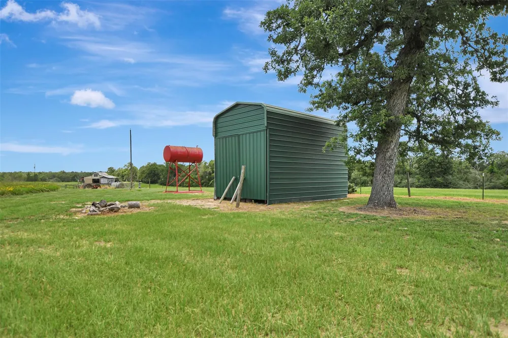 849 County Road 331a Milano, TX 76556