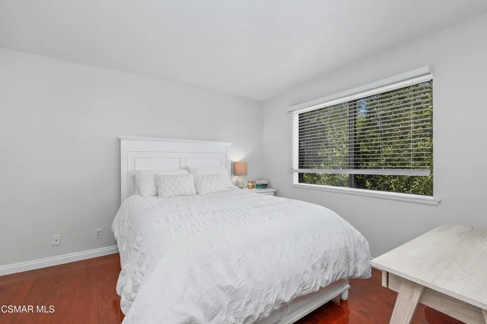 881 Warwick Avenue Thousand Oaks, CA 91360