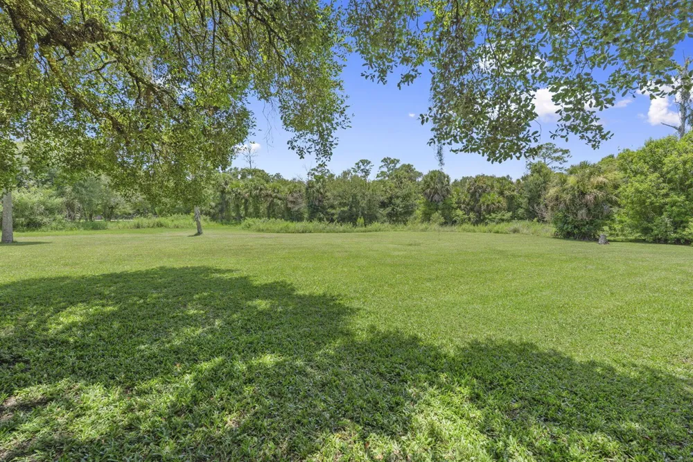 3550 Eleven Mile Road Fort Pierce, FL 34945