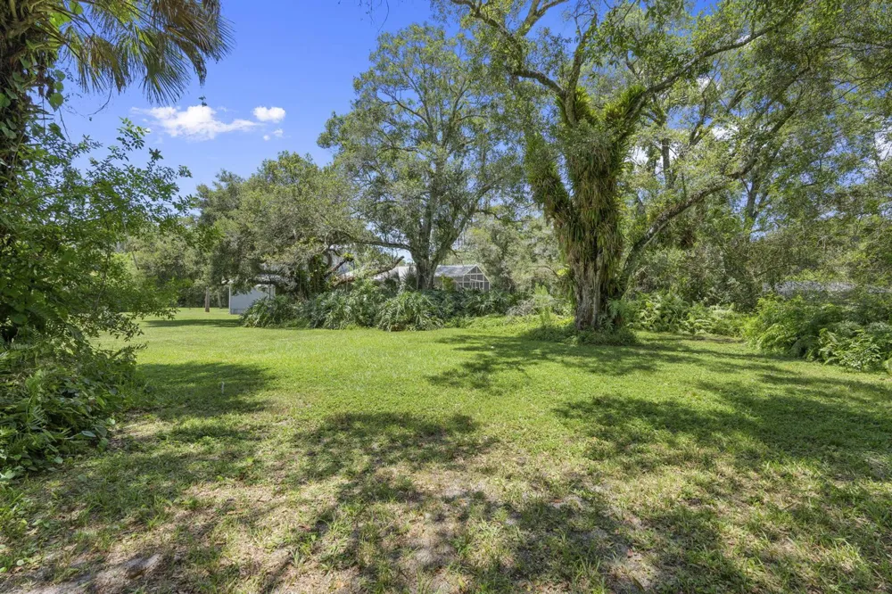 3550 Eleven Mile Road Fort Pierce, FL 34945