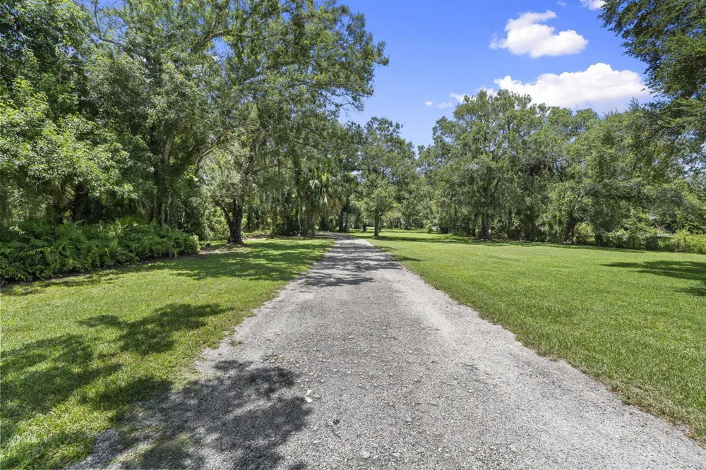 3550 Eleven Mile Road Fort Pierce, FL 34945