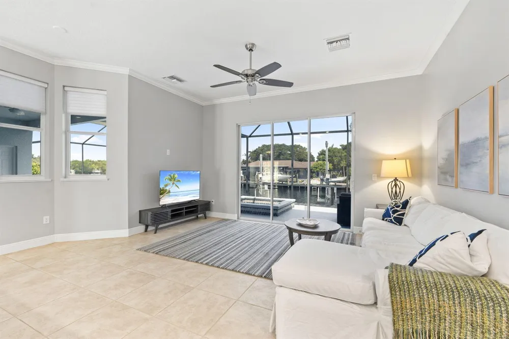 117 Queen Elizabeth Court Hutchinson Island, FL 34949