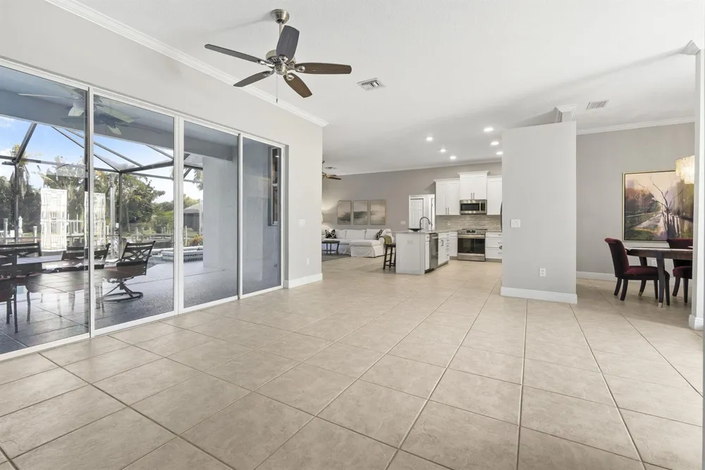117 Queen Elizabeth Court Hutchinson Island, FL 34949