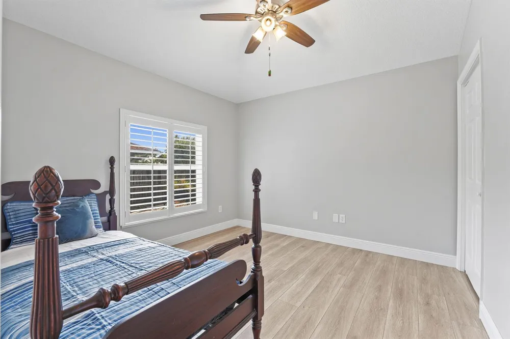 117 Queen Elizabeth Court Hutchinson Island, FL 34949
