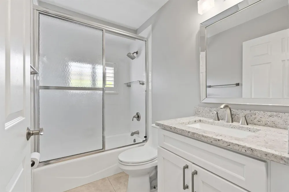 117 Queen Elizabeth Court Hutchinson Island, FL 34949