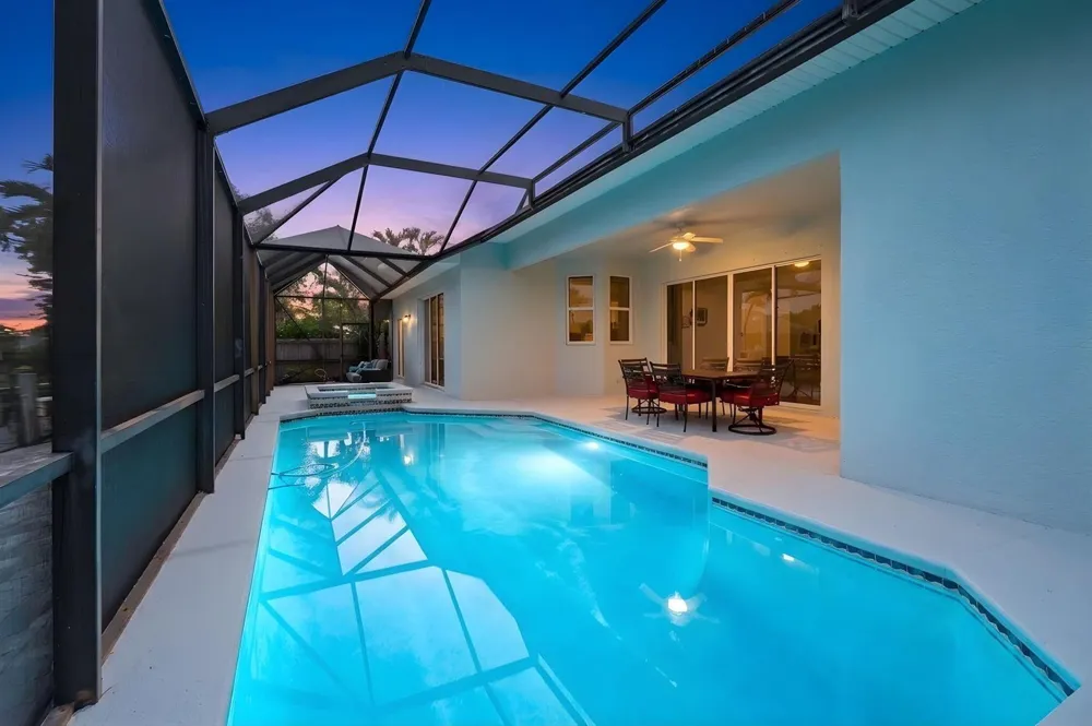 117 Queen Elizabeth Court Hutchinson Island, FL 34949