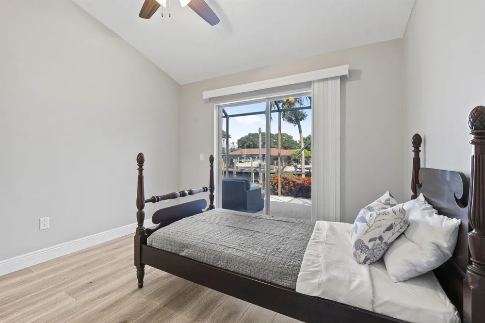 117 Queen Elizabeth Court Hutchinson Island, FL 34949