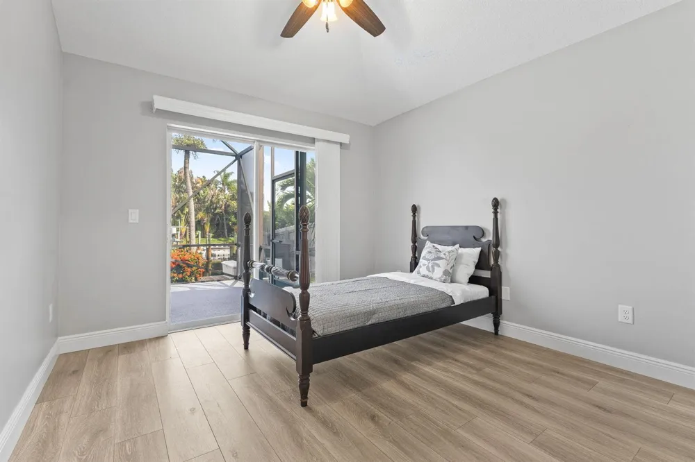 117 Queen Elizabeth Court Hutchinson Island, FL 34949