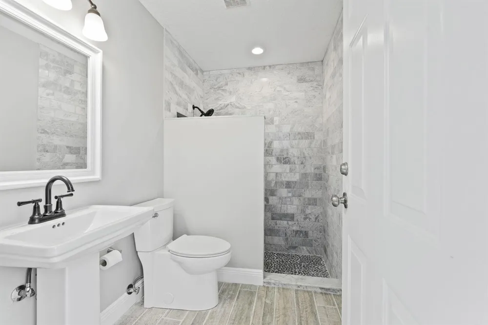 117 Queen Elizabeth Court Hutchinson Island, FL 34949