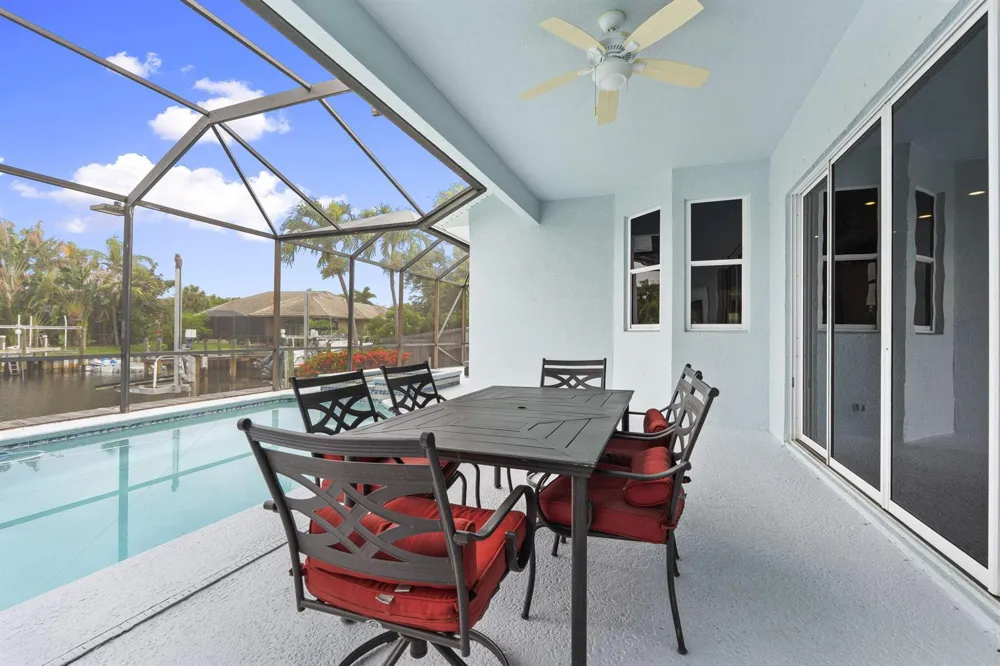 117 Queen Elizabeth Court Hutchinson Island, FL 34949