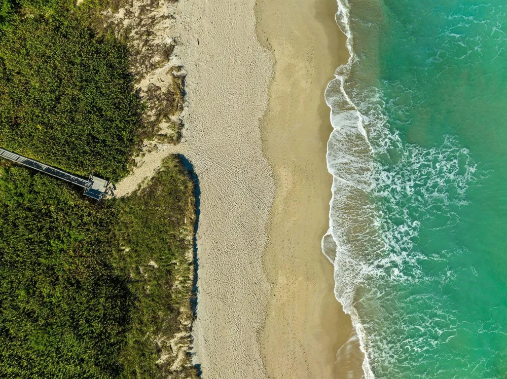 117 Queen Elizabeth Court Hutchinson Island, FL 34949