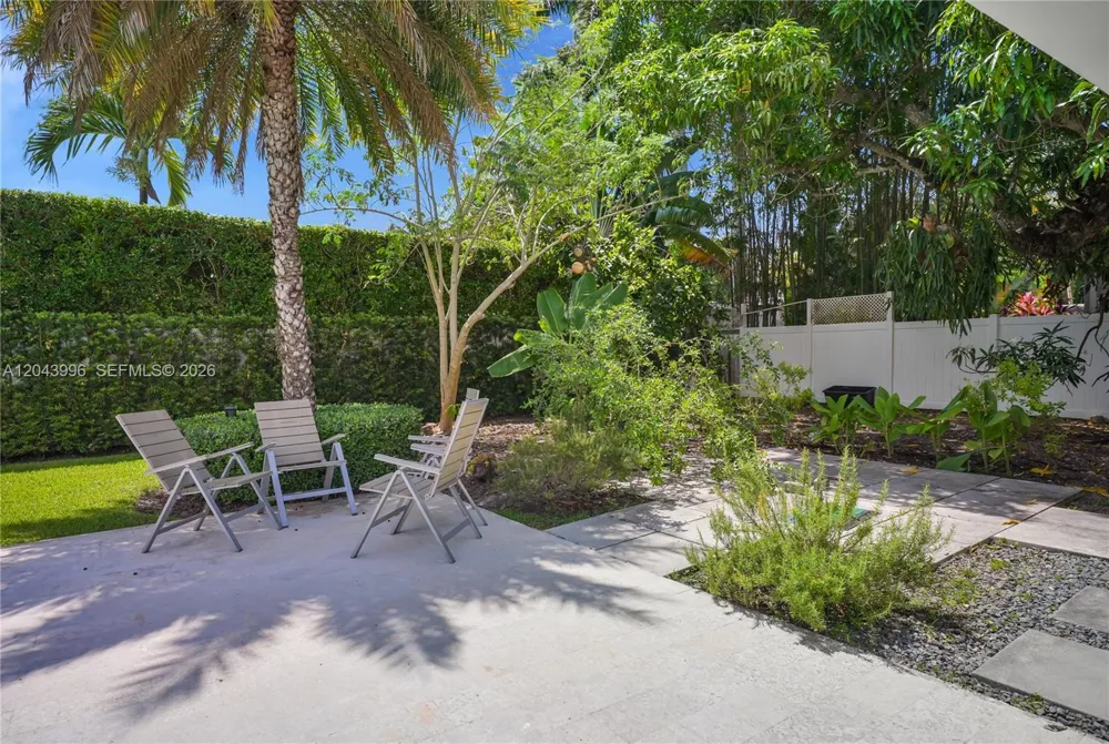 5721 SW 59th Ct South Miami, FL 33143
