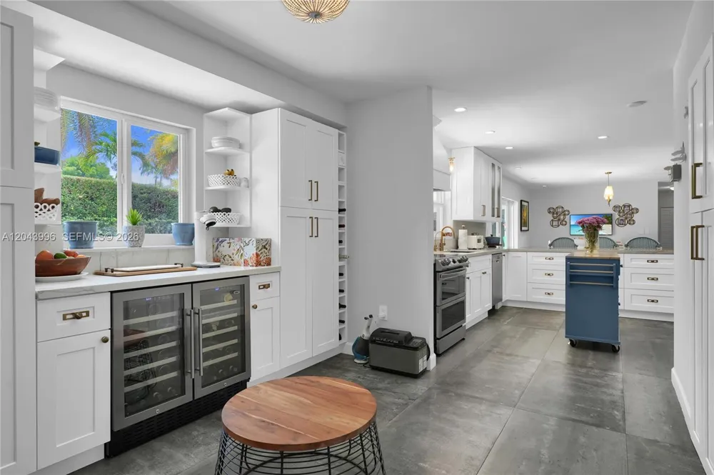 5721 SW 59th Ct South Miami, FL 33143