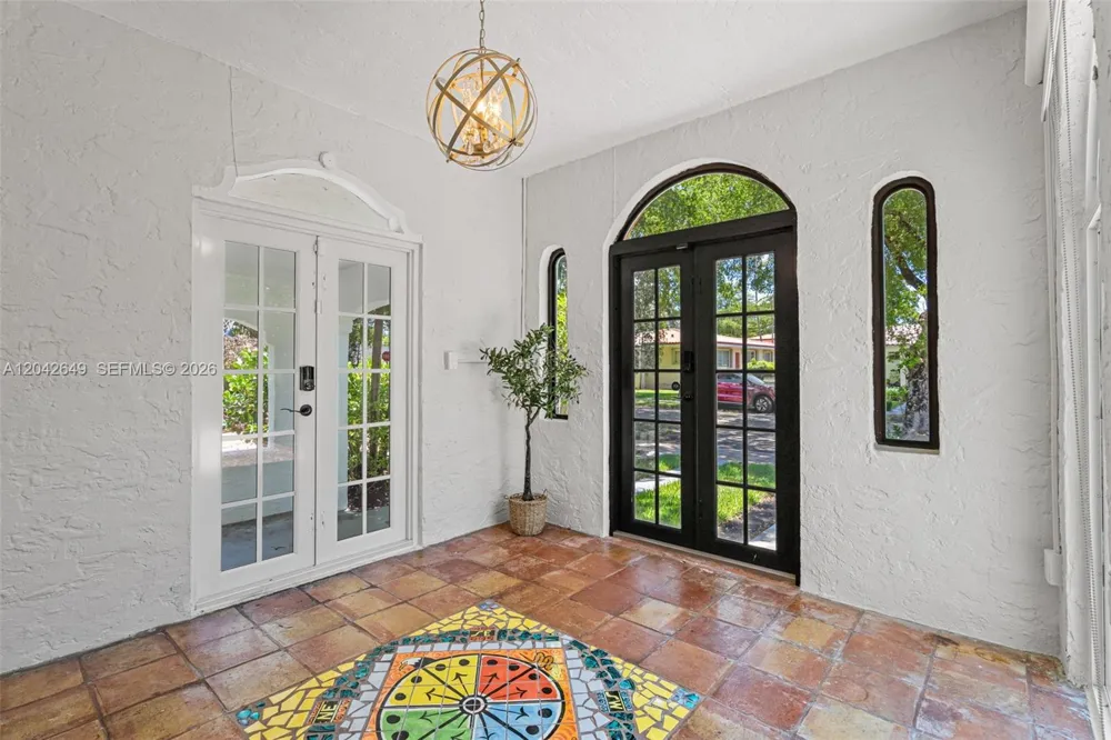 1209 La Mancha Ave Coral Gables, FL 33134