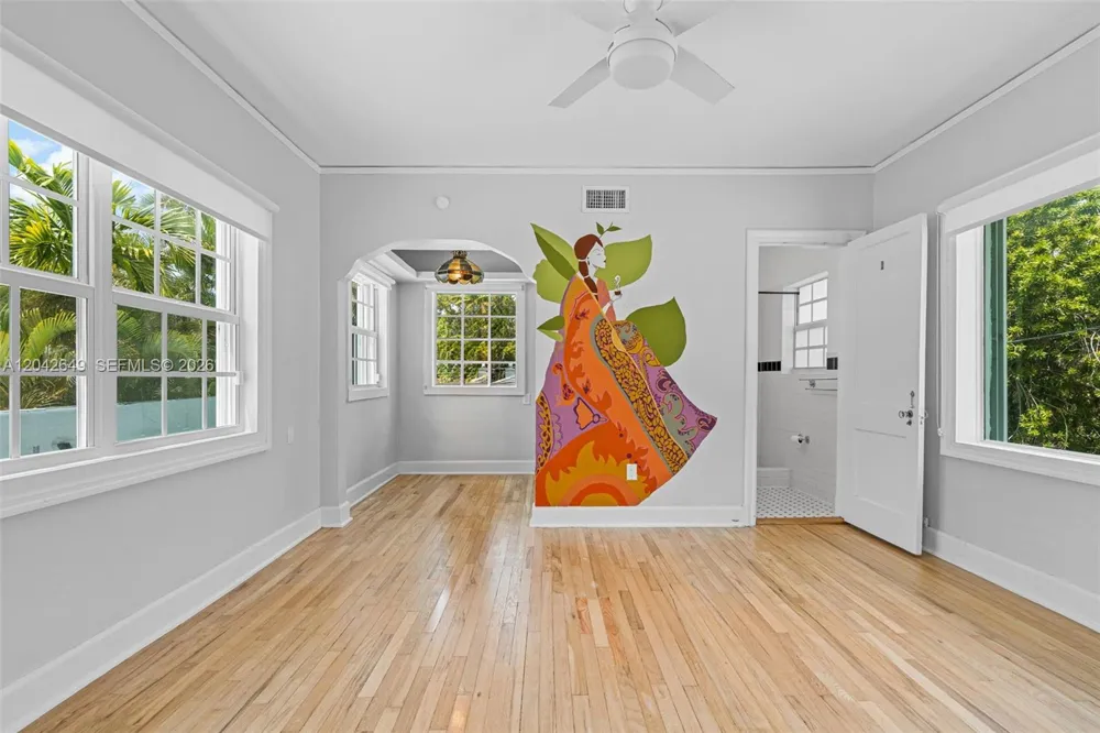 1209 La Mancha Ave Coral Gables, FL 33134