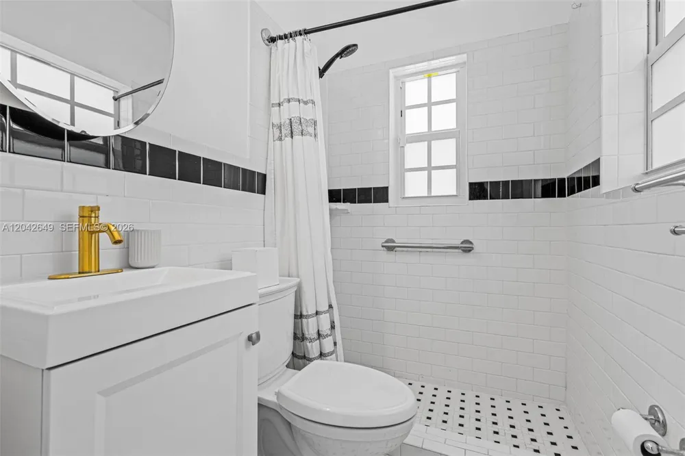 1209 La Mancha Ave Coral Gables, FL 33134