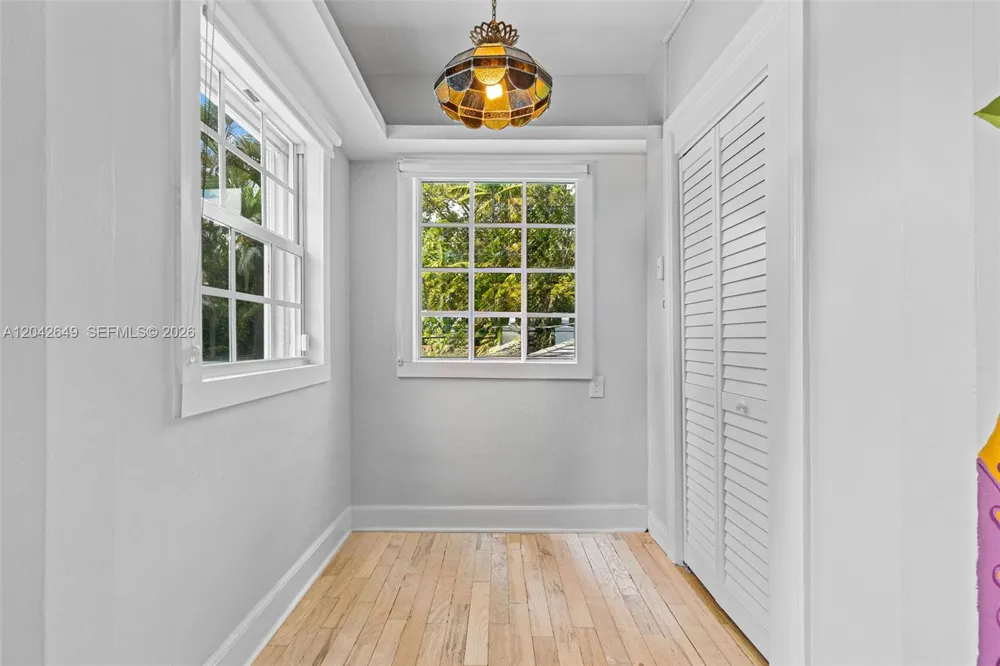1209 La Mancha Ave Coral Gables, FL 33134