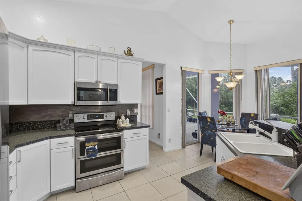 16571 78th Road Loxahatchee, FL 33470