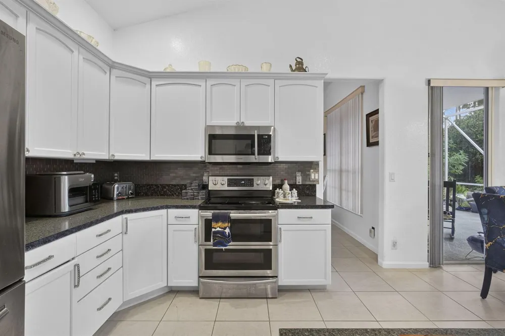 16571 78th Road Loxahatchee, FL 33470