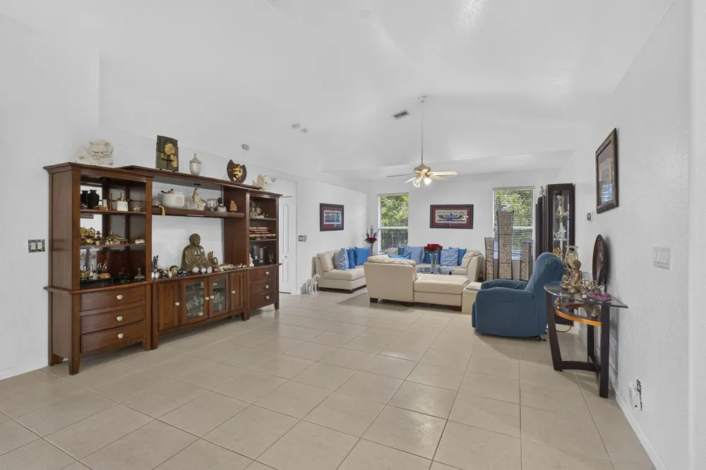 16571 78th Road Loxahatchee, FL 33470