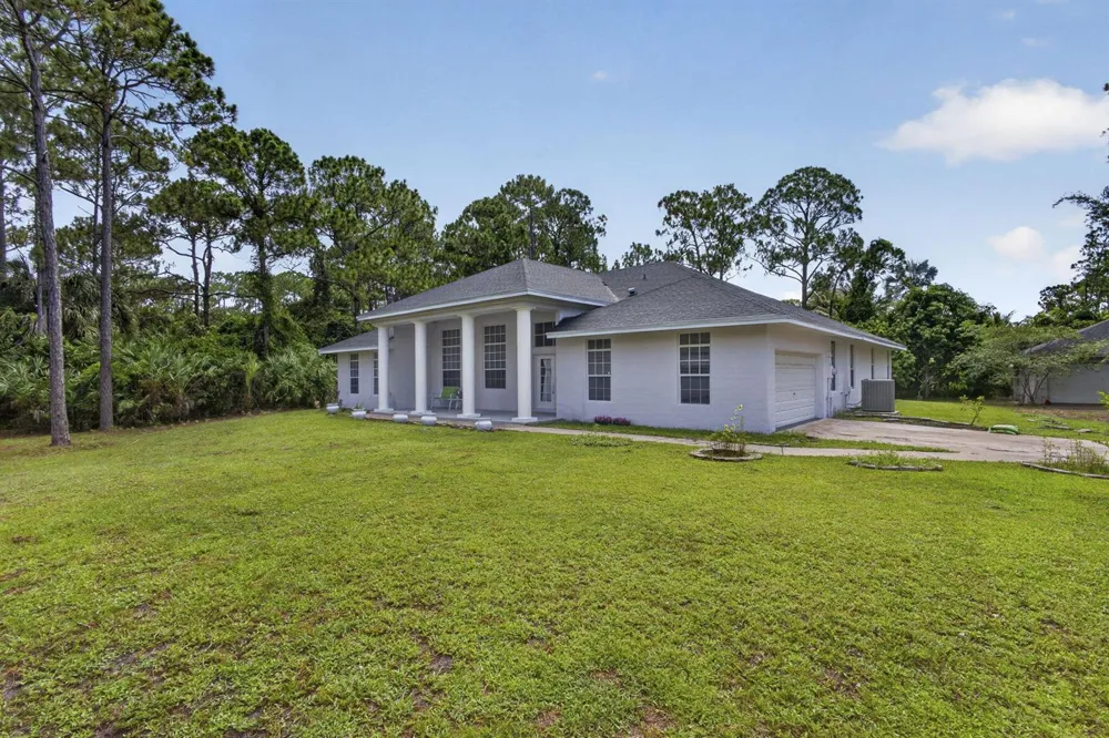 16571 78th Road Loxahatchee, FL 33470