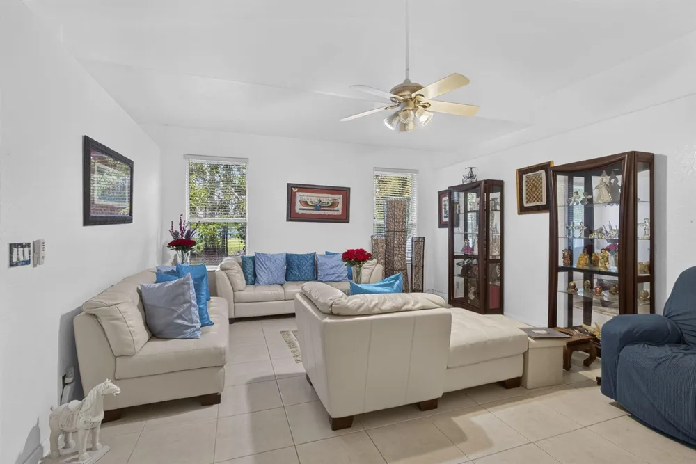 16571 78th Road Loxahatchee, FL 33470