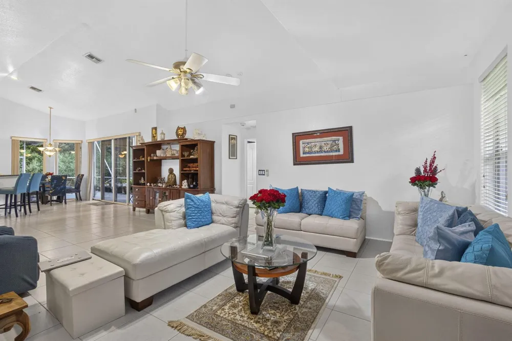 16571 78th Road Loxahatchee, FL 33470
