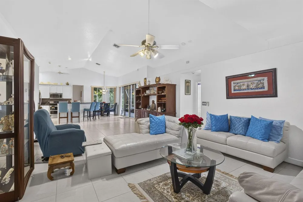 16571 78th Road Loxahatchee, FL 33470