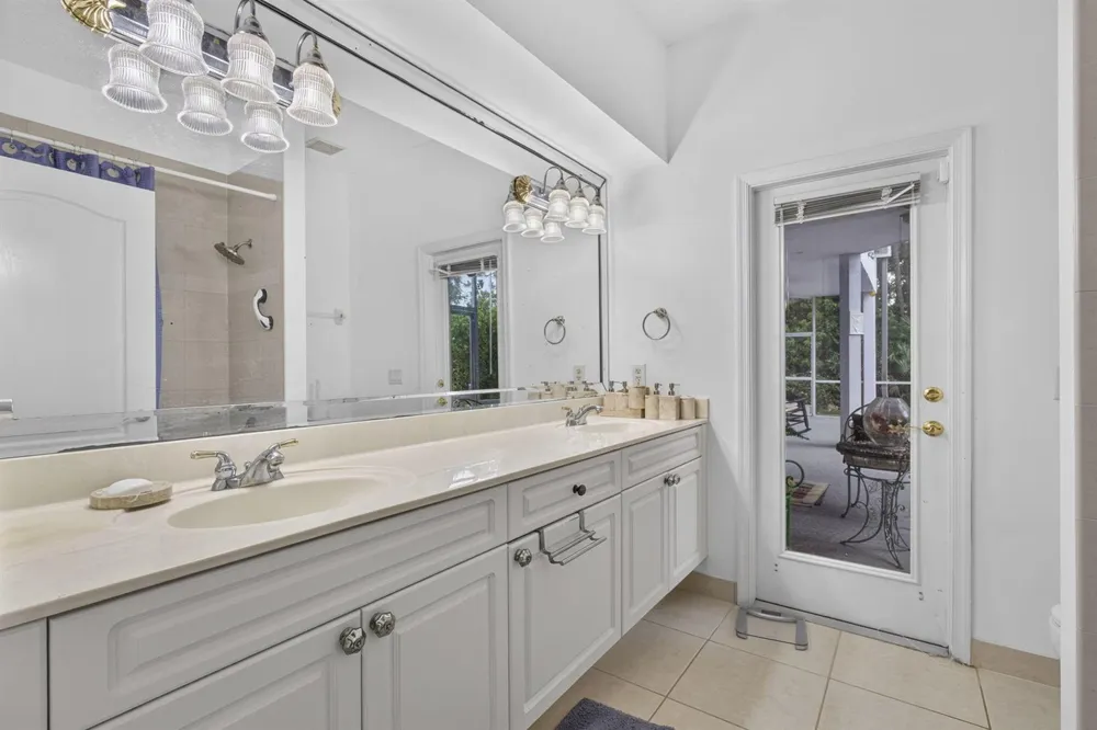 16571 78th Road Loxahatchee, FL 33470