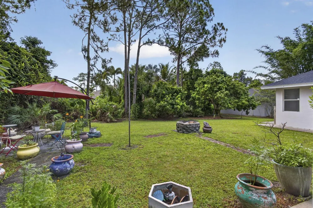 16571 78th Road Loxahatchee, FL 33470