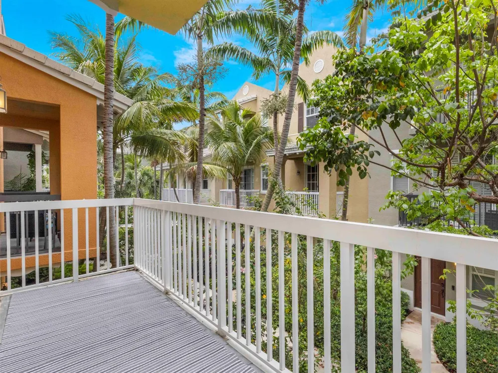 110 W Coda Circle Delray Beach, FL 33444