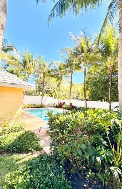 110 W Coda Circle Delray Beach, FL 33444