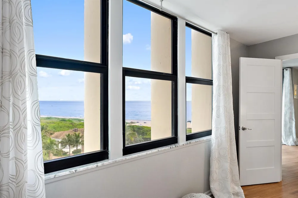 2800 Ocean Drive #B-7c Singer Island, FL 33404