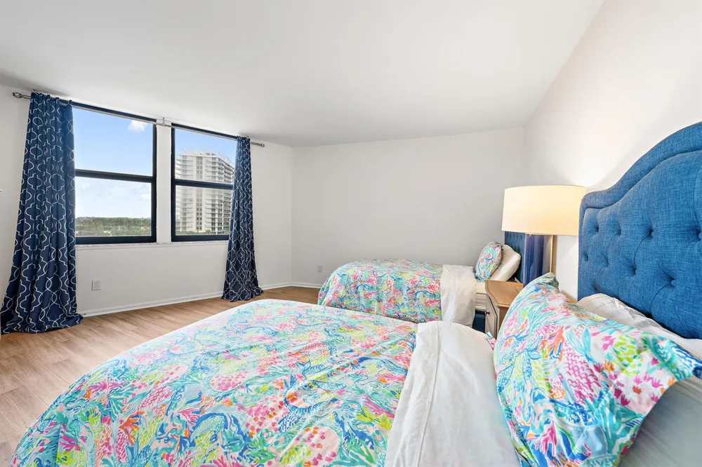 2800 Ocean Drive #B-7c Singer Island, FL 33404