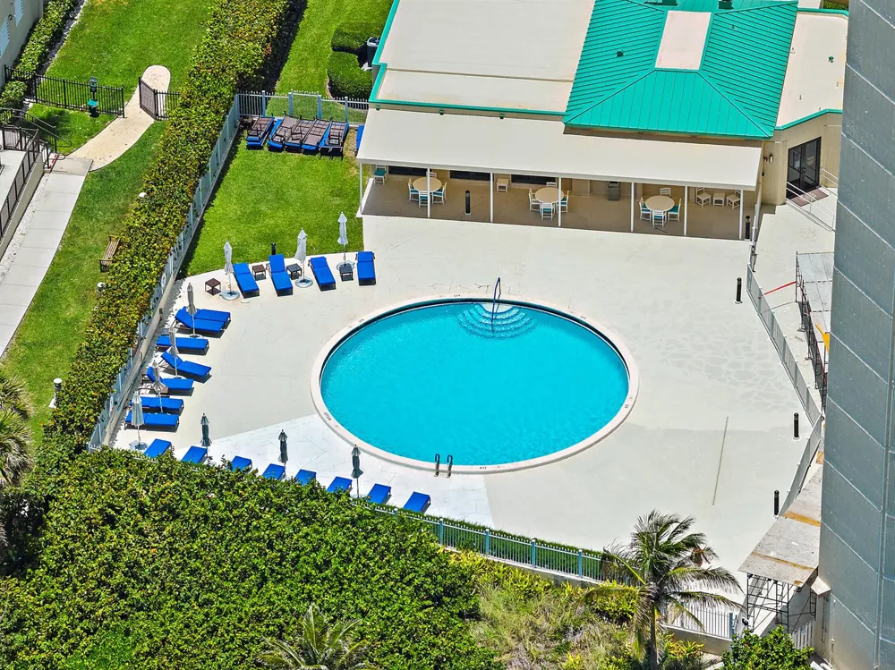 2800 Ocean Drive #B-7c Singer Island, FL 33404