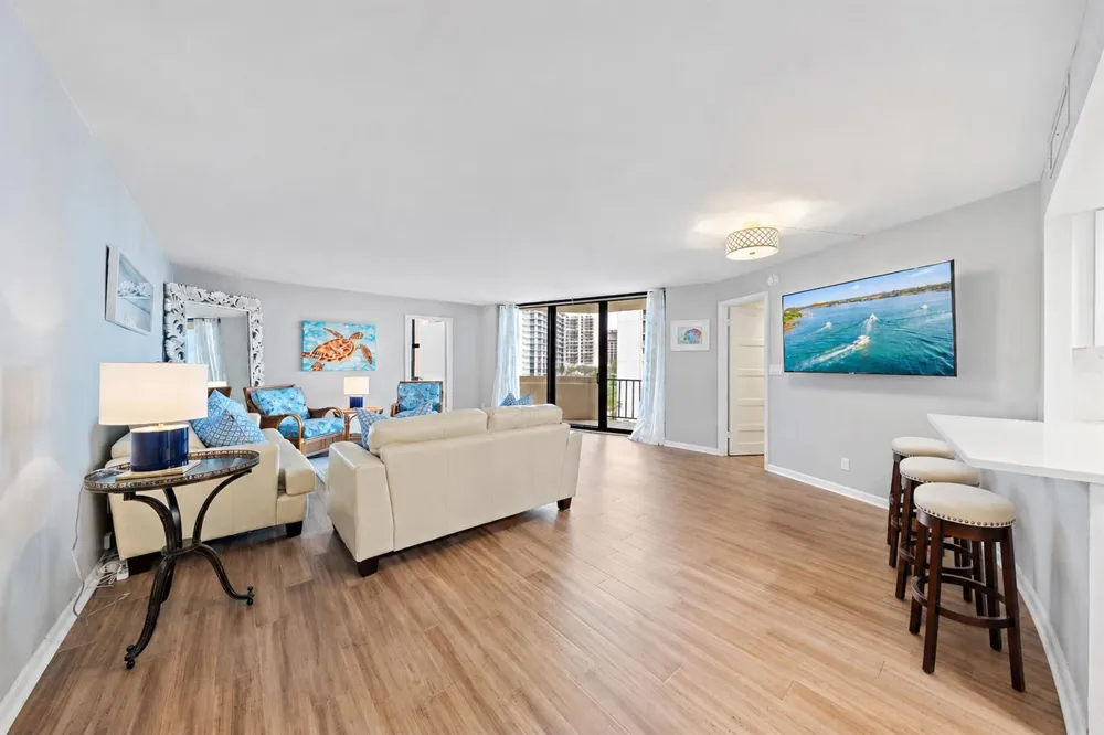 2800 Ocean Drive #B-7c Singer Island, FL 33404