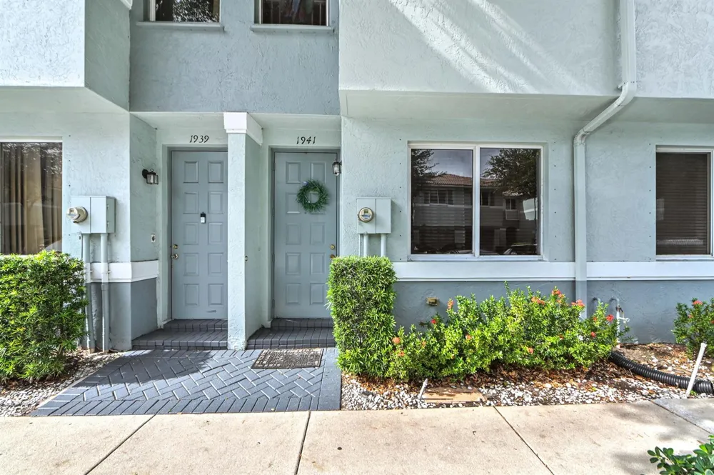 1941 Gardenia Court Riviera Beach, FL 33404