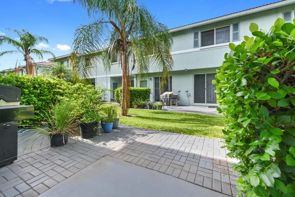 1941 Gardenia Court Riviera Beach, FL 33404