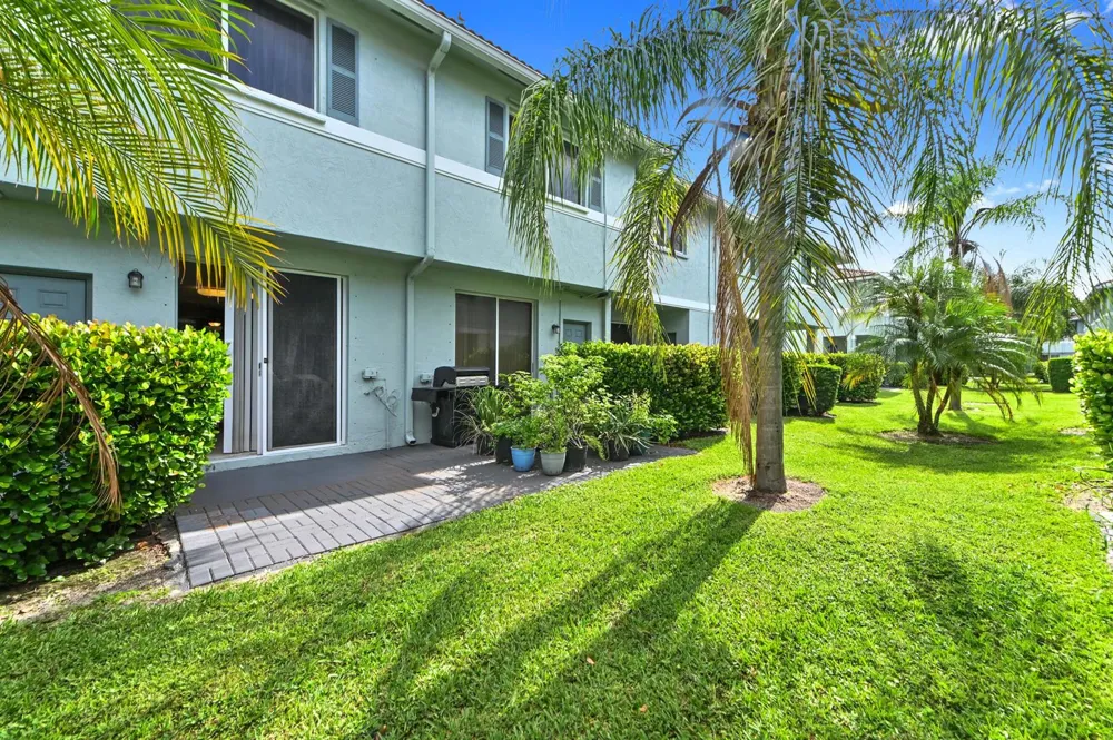 1941 Gardenia Court Riviera Beach, FL 33404