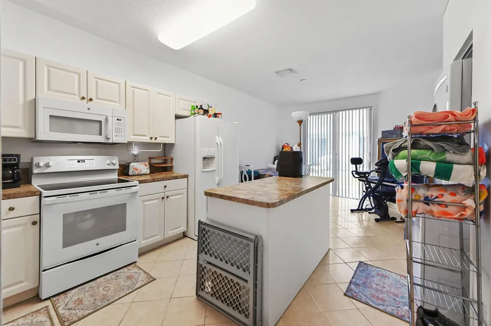 1941 Gardenia Court Riviera Beach, FL 33404