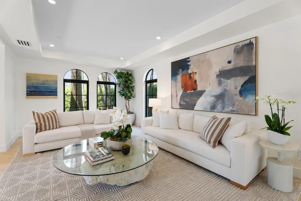 257 E Lakewood Road West Palm Beach, FL 33405