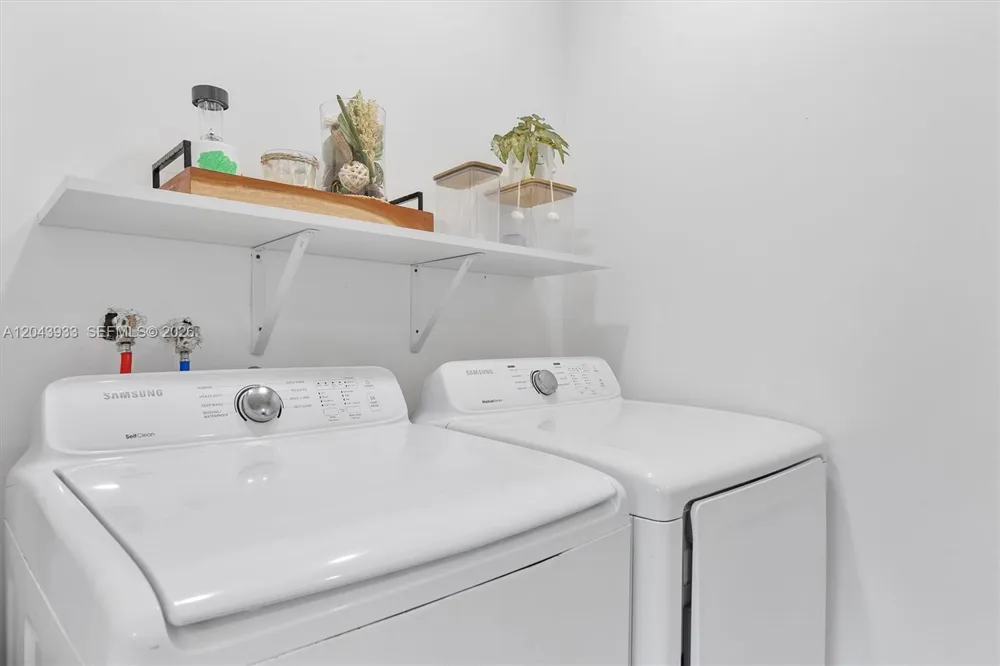 3430 NW 21st Ave #3430 Oakland Park, FL 33309