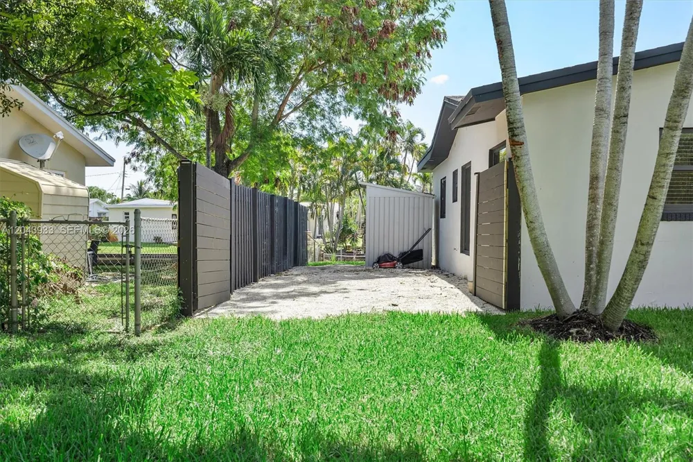 3430 NW 21st Ave #3430 Oakland Park, FL 33309