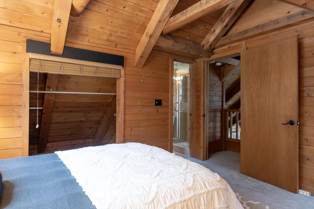 9715 Woodlawn Drive Portage City, MI 49002