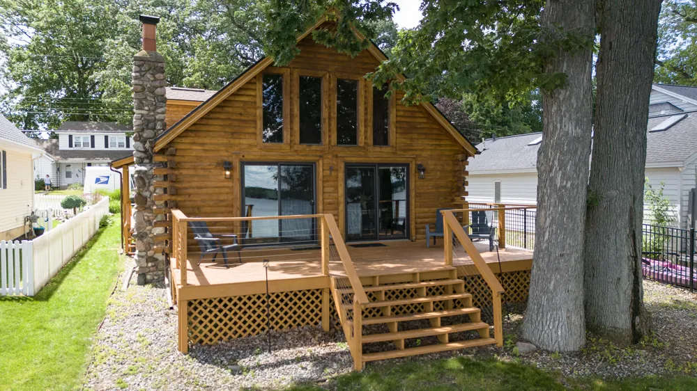 9715 Woodlawn Drive Portage City, MI 49002