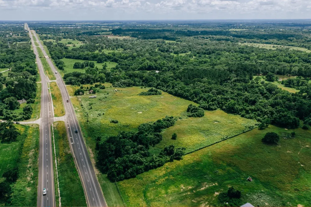 28439 Highway 6 Hempstead, TX 77445